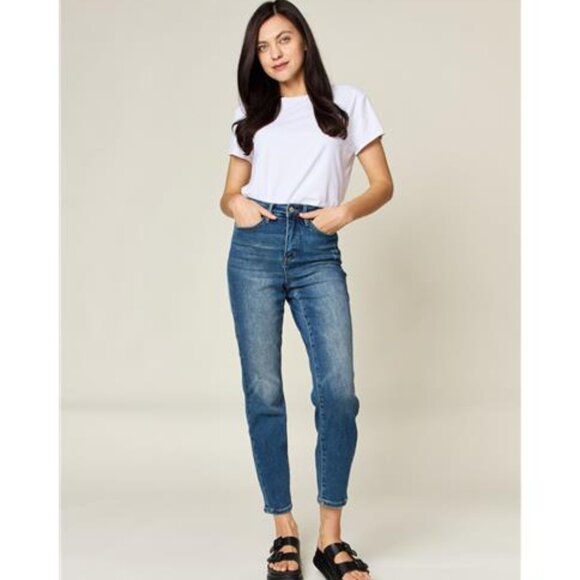 NWT 💙 Judy Blue Tummy Control High Waist Slim Jeans, Smooth/Flatten Your Tummy - Picture 4 of 7